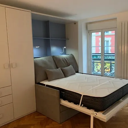 Cozy Pres De Montmatre דירה *